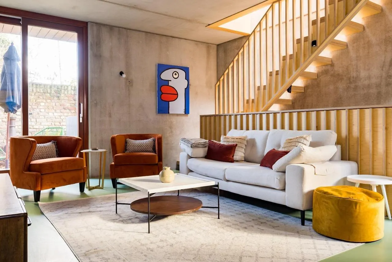The Victoria Park Sanctuary - Stunning 2Bdr Flat Apartment London United Kingdom