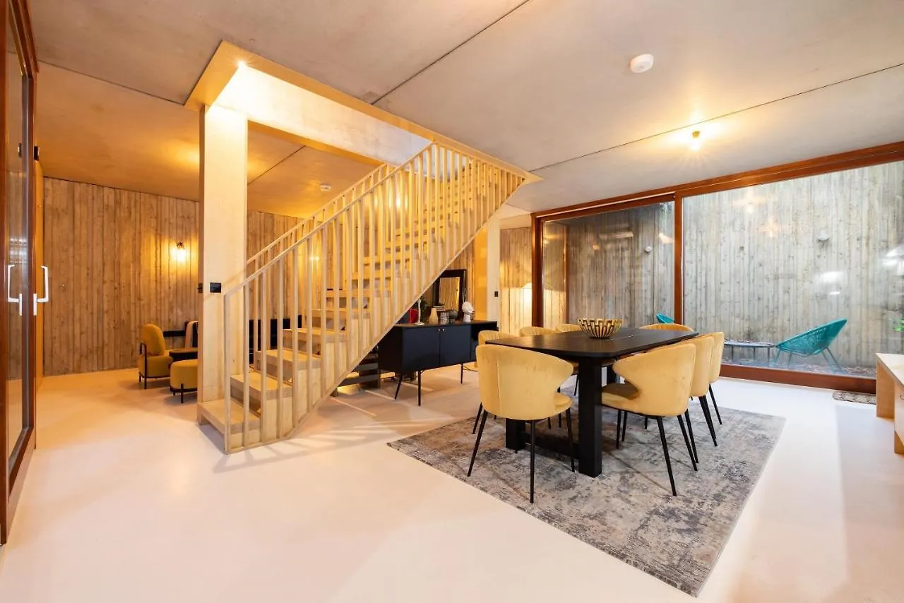 The Victoria Park Sanctuary - Stunning 2Bdr Flat Apartment London