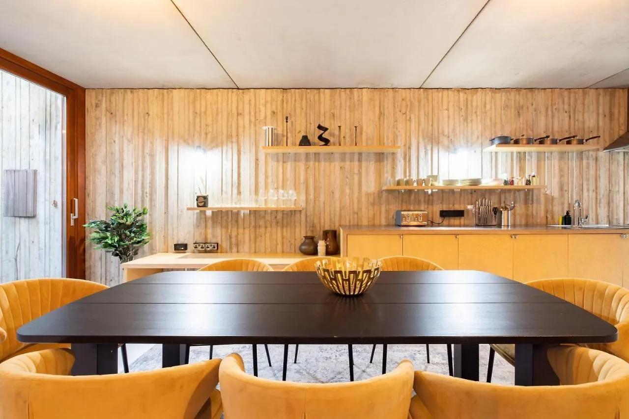 The Victoria Park Sanctuary - Stunning 2Bdr Flat Apartamento Londres 0*,